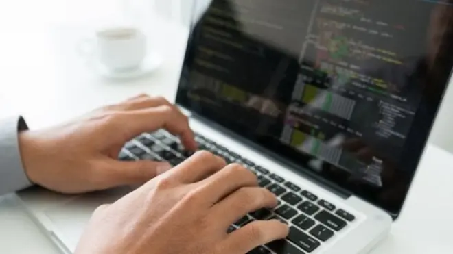 السلطات ترى أن سوق وصلات الإنترنت في الصين يسوده "عدم التنظيم" ويحتاج لوضعه في إطار قانوني