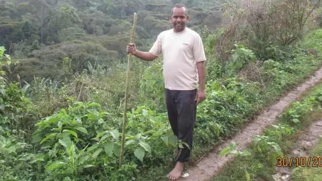 ካናን ኣምባላም (ዶ/ር )