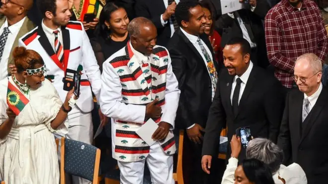 Hirmaattota sagantichaa wayyaa aadaan faayaman wayita MM Abiy harka fuudhan