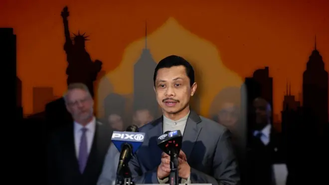 Imam Indonesia di New York, Shamsi Ali mengatakan bila Islam diibaratkan gedung, Serangan 11 September juga meruntuhkan Islam.