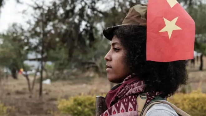 మహిళా సైనికురాలు