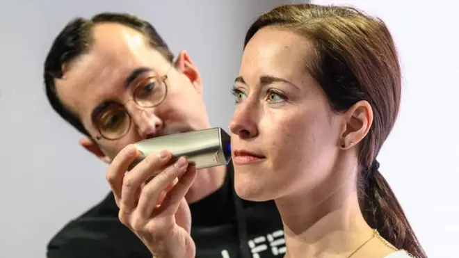 La varita Opté de Procter & Gamble.