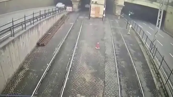 రైలు పట్టాలు