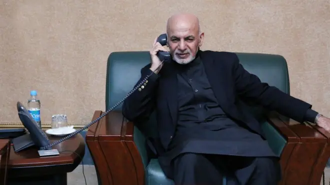 روسای جمهوری آمریکا و افغانستان با یکدیگر تلفنی گفت و گو کردند