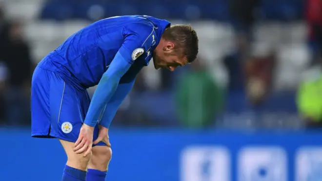 Jamie Vardy sejauh ini belum bisa mendongkrark kinerja Leicester City.