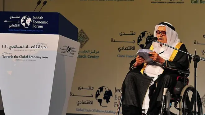 الشيخ صالح كامل شبه مقعد منذ عدة سنوات