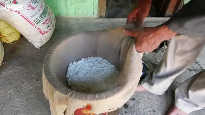 पनीर विलेज