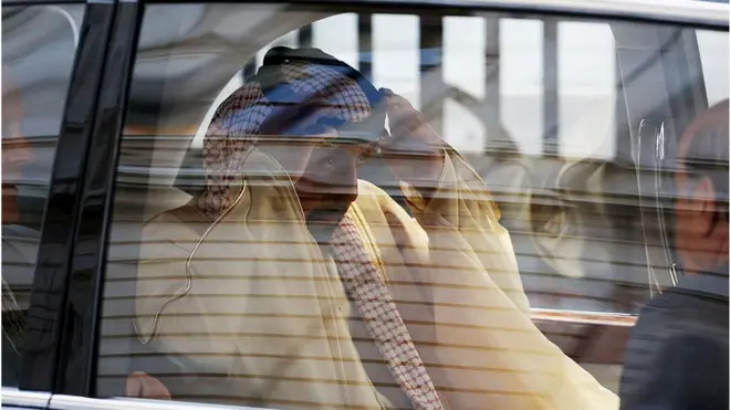 الشيخ خليفة بن زايد آل نهيان خلال أخر زيارة رسمية إلى بريطانيا في 1 مايو 2013