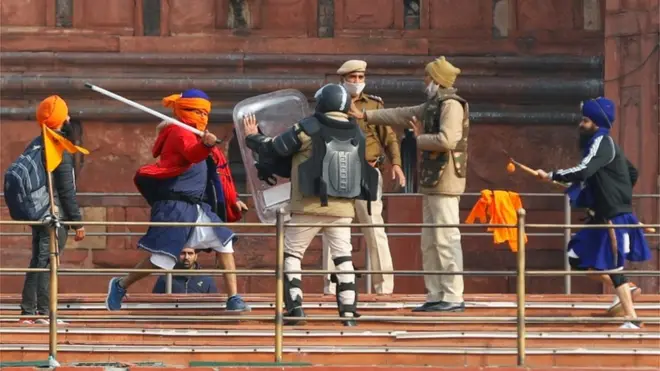 دلی میں کسانوں کا احتجاج