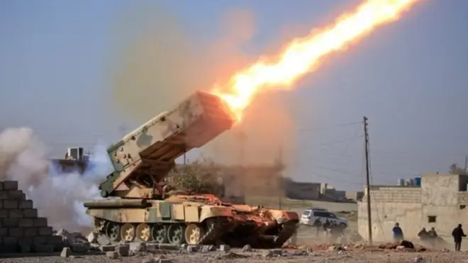 Las tropas iraquíes también están atacando la base de al Ghazlani.