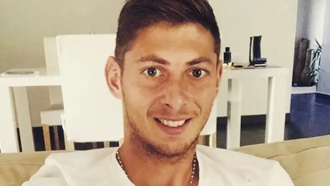 El futbolista se dirigía a Cardiff proveniente de Nantes cuando desapareció el avión sobre el Canal de la Mancha.