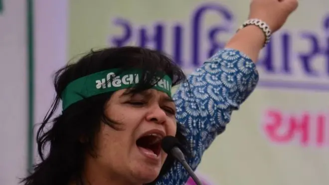 Manjula Pradeep addressing a gathering of tribals and Dalits in 2015 in Gujarat.