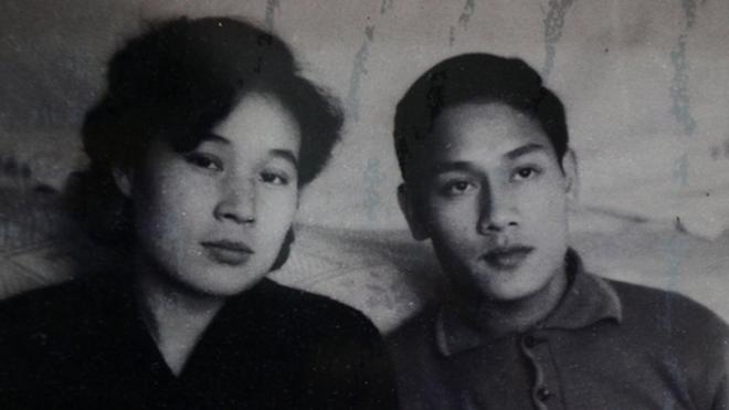 Ri Yong-hui and Pham Ngoc Canh when they were young