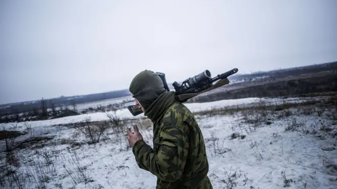 Бойовики далі стріляють