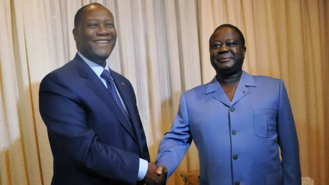 Le président Allasane Ouattara a reçu pendant presque deux heures l'ex chef de l'Etat Henri Konan Bédié au palais présidentiel.