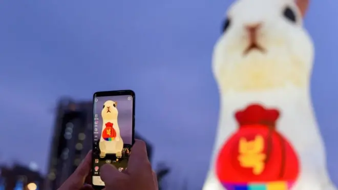 만 나이를 도입하면 한국 나이에 비해 1~2살 어려진다