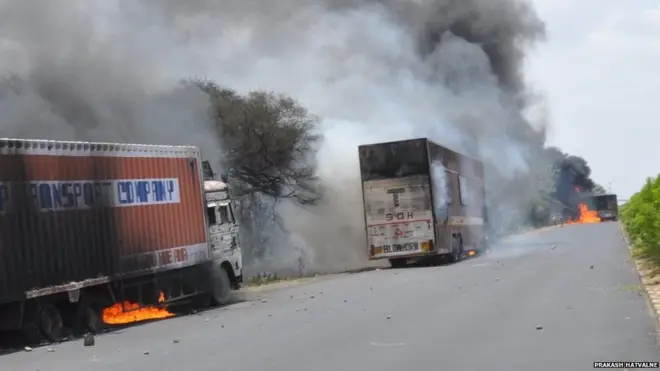 مدھیہ پردیش کے کسانوں کا احتجاج پر تشدد ہو گیا