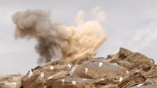 مسوولان وايي، اوس د افغانستان ۸۰ سلنه خاوره له هغو ماینونو پاکه شوې، چې د شوروي اتحاد یرغل پر مهال تر ځمکه لاندې شوي وو.