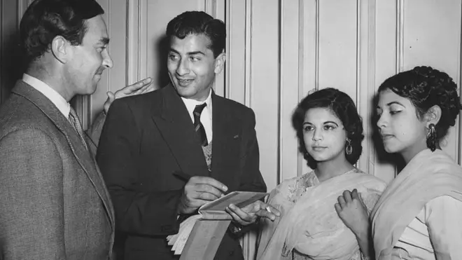 پاکستانی کرکٹ کی تاریخ میں فضل محمود کو ملک کا پہلا سپر سٹار تصور کیا جاتا ہے