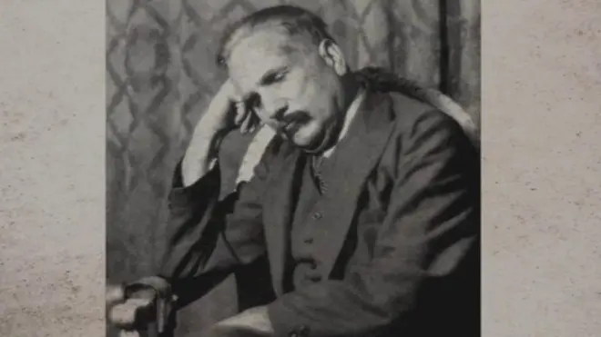 شاعیر مشرق علامہ اقبال کی 80ویں برسی پر بی بی سی کے چند ساتھیوں نے اپنے پسندیدہ اشعار پیس کیے ہیں۔