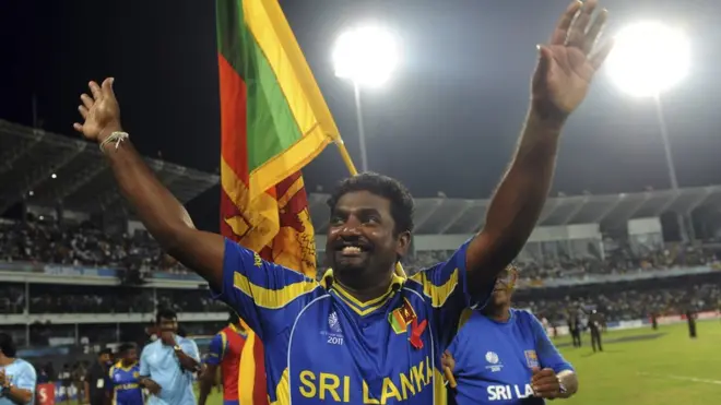 මුරලි ක්‍රිකට් දැවැන්තයන්ගේ ලැයිස්තුවට