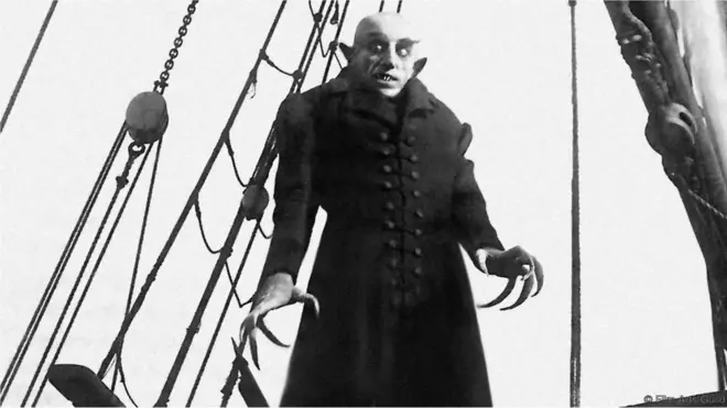 Salah satu film vampire terkenal adalah FW Murnau's Nosferatu.