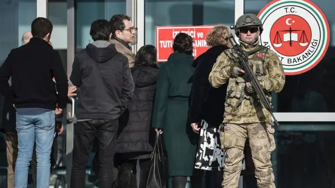 ساحة محكمة تركية