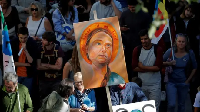 В Европе Грета Тунберг превращается в икону экологического протеста