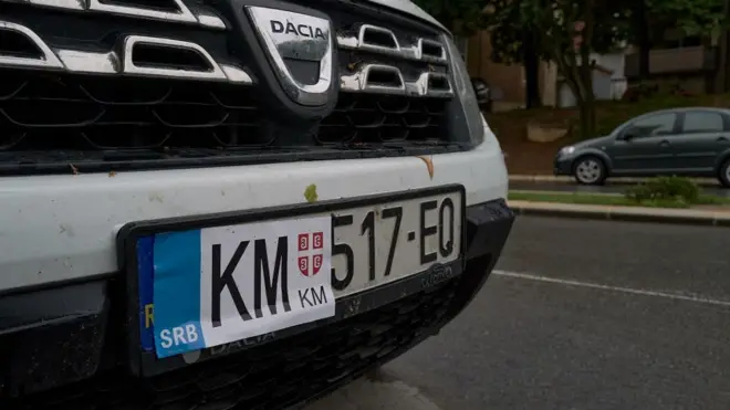 A Kosovan car with a Serbian sticker on its number plate