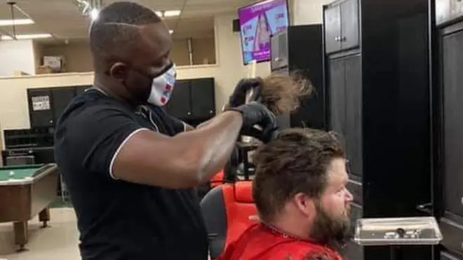 Uretse kumwa, John Nahimana yigisha uwo mwuga mu mashure atandukanye muri Amerika