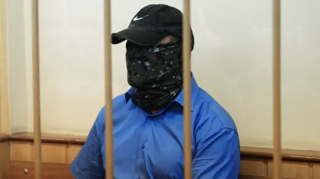 О проведении заседания в закрытом режиме просили адвокаты Ламонова