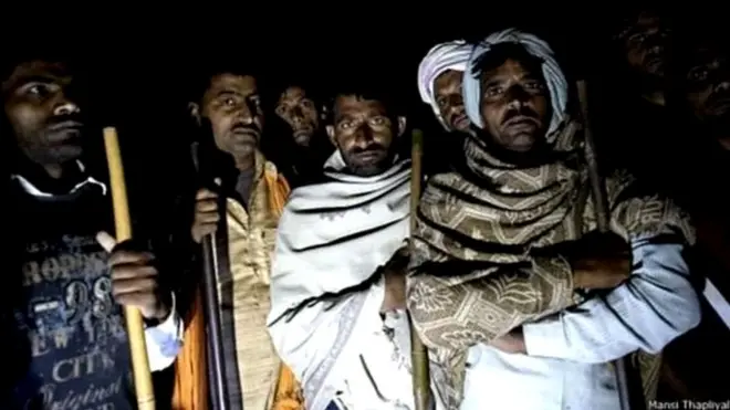 انڈیا میں جب سے بی جے پی کی حکومت آئی ہے تب سے گئؤ رکشکوں نے مختلف ریاستوں میں متعدد حملے کیے ہیں