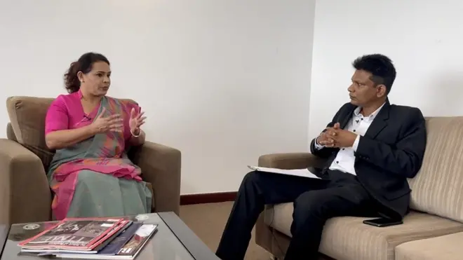 ''ගණිකා වෘත්තිය නීතිගත කරනවා නම් හොඳයි. ඔන්න සරලව කිවුවා.''