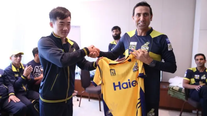 جیان لی چین کی قومی کرکٹ ٹیم کا حصہ ہیں