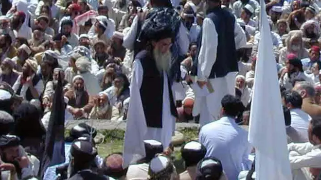 صوفی محمد تحریکِ طالبان پاکستان کے موجودہ سربراہ ملا فضل اللہ کے سسر ہیں