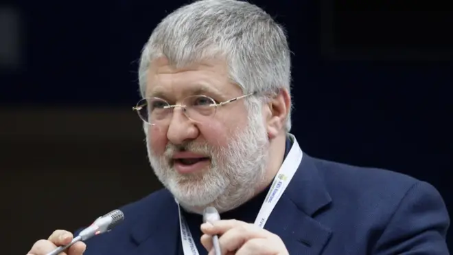 Ігор Коломойський вважає, що на Донбасі воюють "українці з українцями", а Росія підтримує одну частину з них.