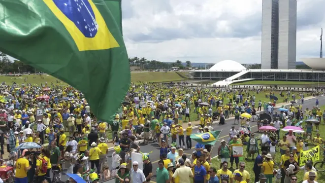 O MBL foi um dos principais impulsionadores dos protestos anti-Dilmabetway cz2016 | Foto: Valter Campanato/Ag. Brasil