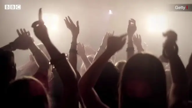 रेव पार्टी