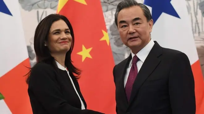 चीन और पनामा के विदेश मंत्री