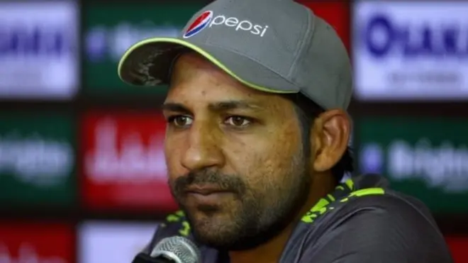 سرفراز احمد کی قیادت میں جب یہ ٹیم نیوزی لینڈ گئی تو اس کی پشت پہ بہترین ون ڈے اور ٹی ٹونٹی ریکارڈ کا کریڈٹ تھا۔