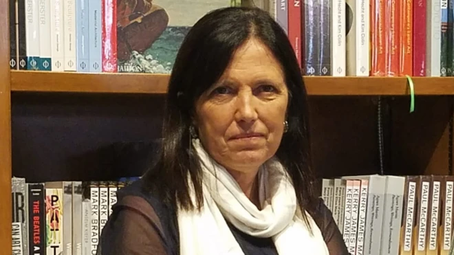 "Los que están en contra de la ley del aborto dicen que son 'provida' y dejan a todos los que están a favor de la ley en el lugar de la muerte o del asesinato", dice la autora de Las Maldiciones.