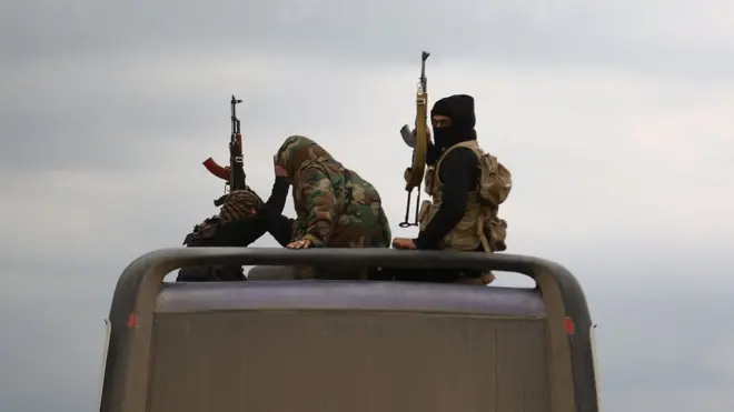 За сутки Думу покинули более 1,5 тысяч боевиков, сообщает минобороны России