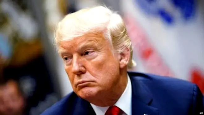 डोनल्ड ट्रंप