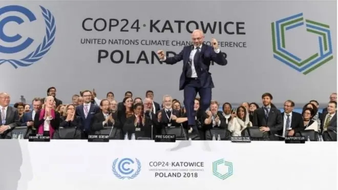 Голова COP24, заступник міністра навколишнього середовища Польщі Міхал Куртика радіє укладенню домовленостей