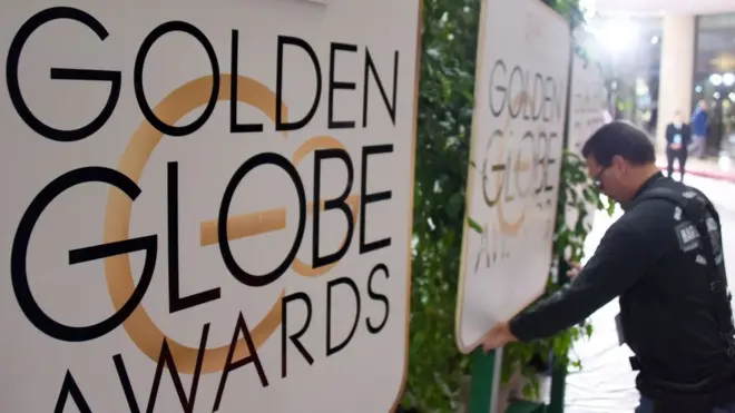 Golden Globes signs