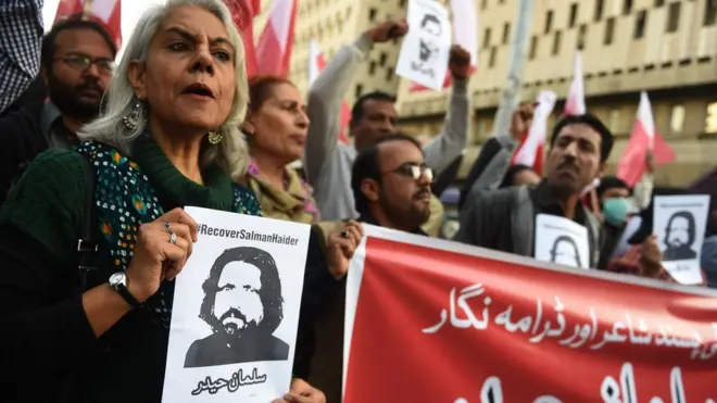 لاپتہ کارکنان کی بازیابی کے لیے مظاہرے