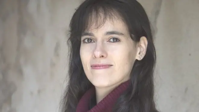 कैरिसा वेलिज़