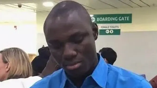 Ogundipe bụ onye ntaakụkọ na-ede maka nchekwa Obodo