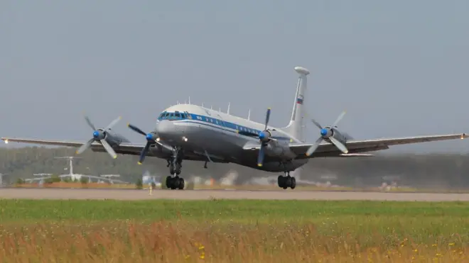 На борту лайнера находились 39 человек