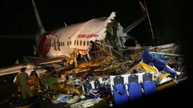 الطائرة الهندية المنكوبة.